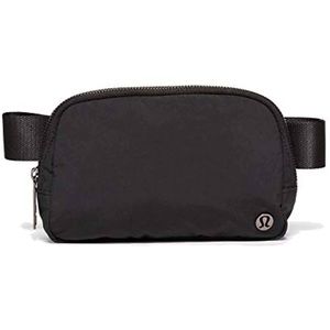 LULULEMON EVERYWHERE BELT BAG | Black